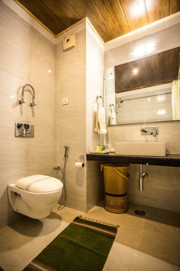 Pashmina Hotel Manāli Eksteriør billede